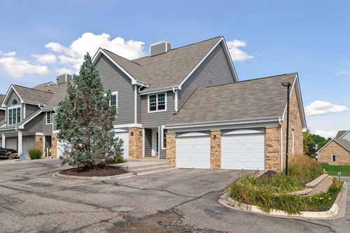 201-6155 Chasewood Pkwy, Minnetonka, MN, 55343-4390 | Card Image