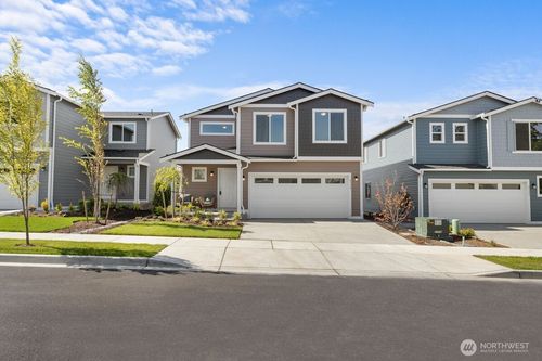8414 32nd Pl Ne, Marysville, WA, 98270-2113 | Card Image