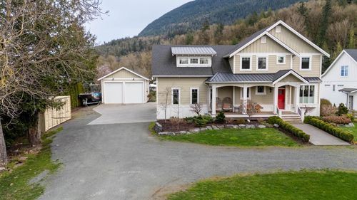 4054 Eckert St, Chilliwack, BC, V2R5J6 | Card Image