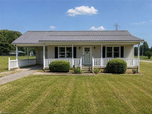 241 Joe Rd, Mocksville, NC, 27028-7250 | Card Image