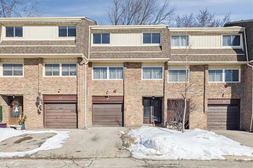 32-7430 Copenhagen Rd, Mississauga, ON, L5N2C4 | Card Image