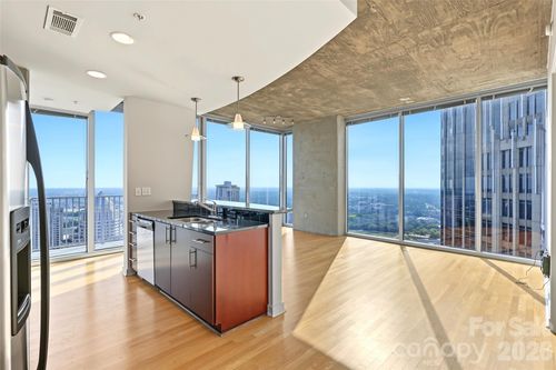 3315-210 N Church St, Charlotte, NC, 28202-2389 | Card Image