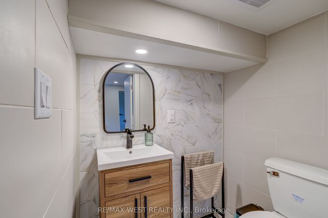 31 Beaver St, House other with 3 bedrooms, 2 bathrooms and 8 parking in Glen Williams ON | Image 22