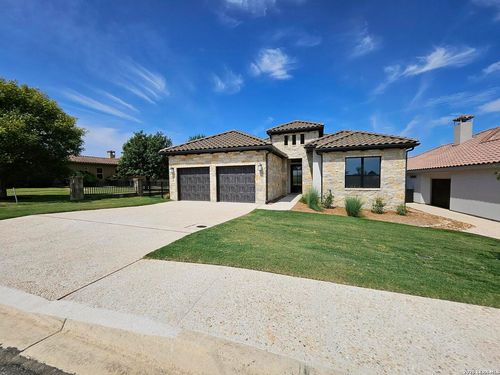 2044 Toscano Way, Kerrville, TX, 78028-8089 | Card Image