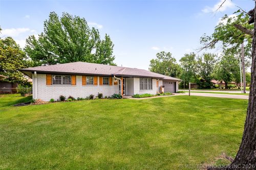 6023 Irvington Ave, Tulsa, OK, 74135-7651 | Card Image