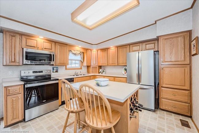 3 Trillium Beach Dr, House other with 2 bedrooms, 2 bathrooms and 3 parking in Puslinch ON | Image 13