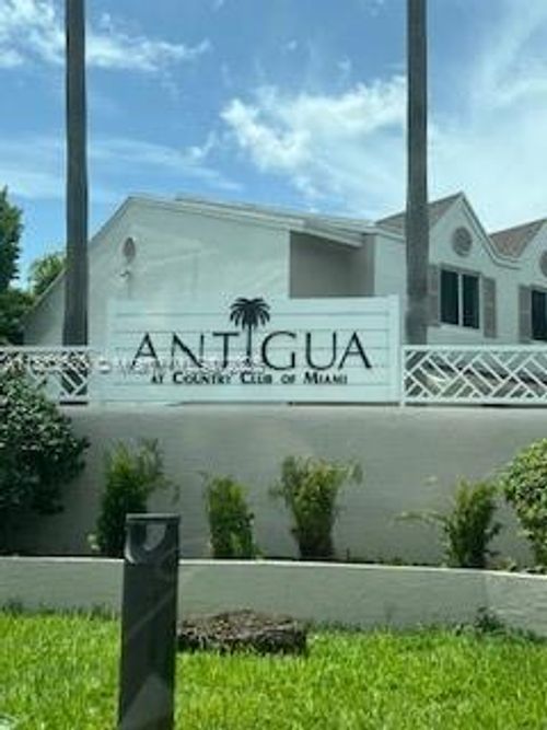 22-17515 Nw 67th Ct, Hialeah, FL, 33015-5837 | Card Image