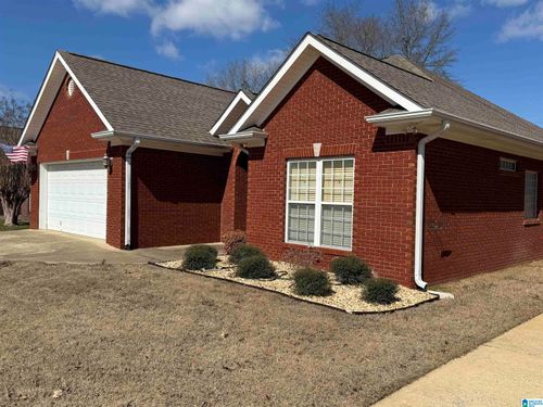 30 Ashton Ln, SYLACAUGA, AL, 35150-8803 | Card Image