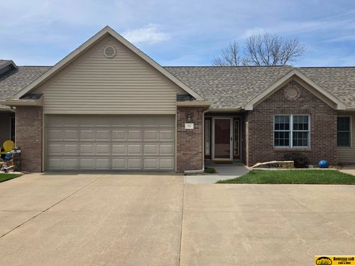 511 Clearwater Circle, Beatrice, NE, 68310 | Card Image