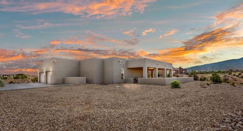 7 Aztec Ct, Placitas, NM, 87043-9013 | Card Image