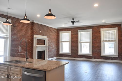 177 Pope St, Louisville, KY, 40206-3140 | Card Image