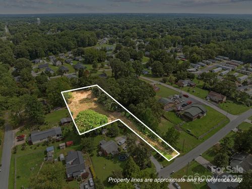 621 Pleasant Ave, Kannapolis, NC, 28081-4650 | Card Image