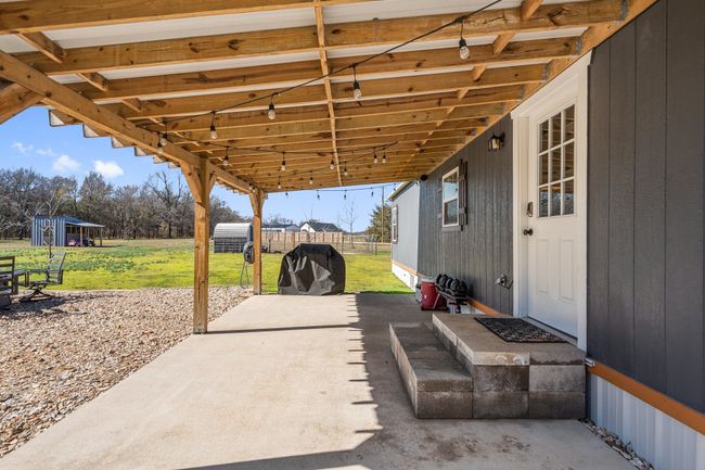 1390 County Road 2850, House other with 2 bedrooms, 2 bathrooms and null parking in Honey Grove TX | Image 23