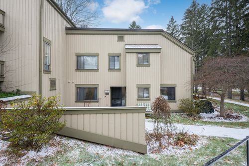 a-496 Heritage Vlg, Southbury, CT, 06488-1525 | Card Image