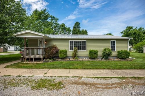 211 S Lake St, Mount Olive, IL, 62069-1541 | Card Image