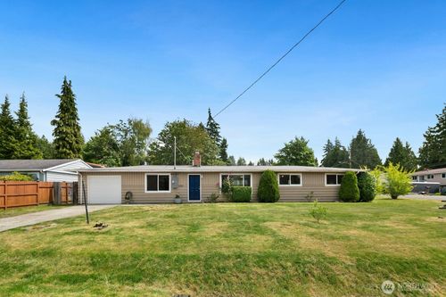 4231 188th Pl Sw, Lynnwood, WA, 98036-5669 | Card Image