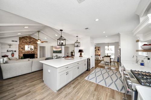 1307 Blue Willow Dr, Houston, TX, 77042-2302 | Card Image