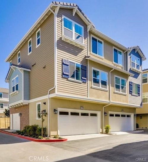 4336 Canyon Creek Rd, Anaheim, CA, 92808 | Card Image