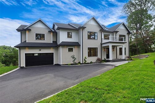 128 Fairmount Ave, Chatham, NJ, 07928-1836 | Card Image