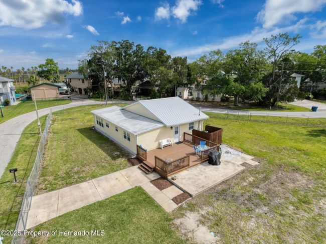 7272 Westwind St, House other with 2 bedrooms, 1 bathrooms and null parking in Weeki Wachee FL | Image 7