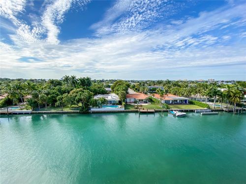 602-9800 W Bay Harbor Dr, Bay Harbor Islands, FL, 33154-1567 | Card Image