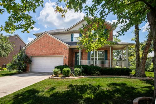 204 Locust Grove Way, Versailles, KY, 40383-8806 | Card Image