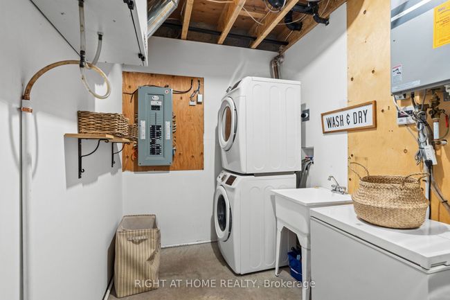 74 Vancourtland St N, House other with 3 bedrooms, 3 bathrooms and 2 parking in Arnprior ON | Image 32