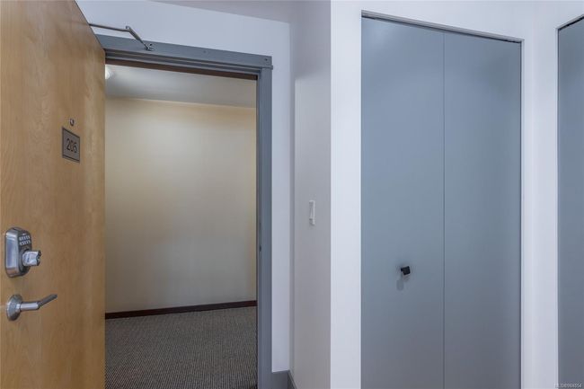 205 - 38 Front St, Condo with 1 bedrooms, 1 bathrooms and 1 parking in Nanaimo BC | Image 32