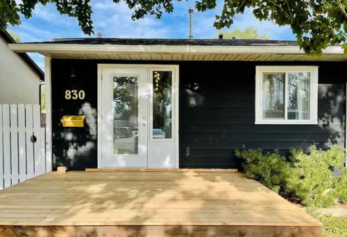 830 Columbia Blvd W, Lethbridge, AB, T1K5A5 | Card Image
