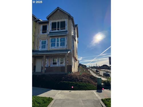 16692 Sw Jean Louise Rd, Tigard, OR, 97223-0731 | Card Image