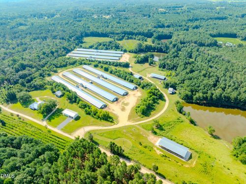 687 Brock Rd, Bunnlevel, NC, 28323-8595 | Card Image