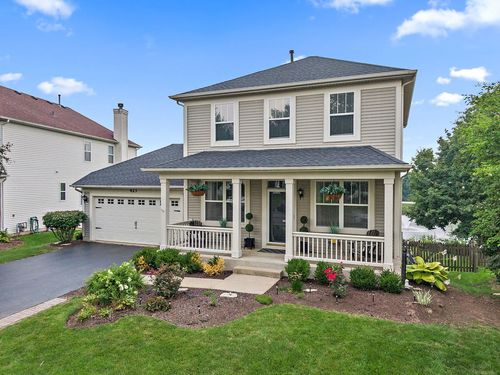 423 Horizon Dr W, St. Charles, IL, 60175-6551 | Card Image