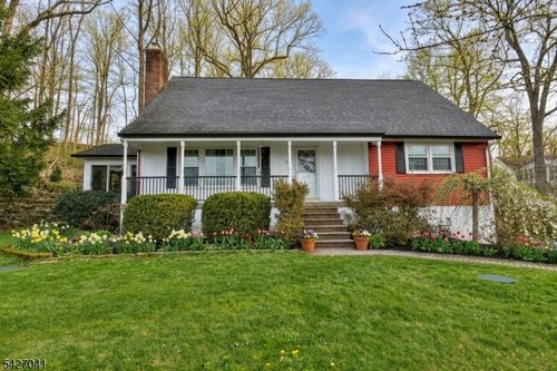 60 Highland Rd, Bloomingdale, NJ, 07403-1943 | Card Image