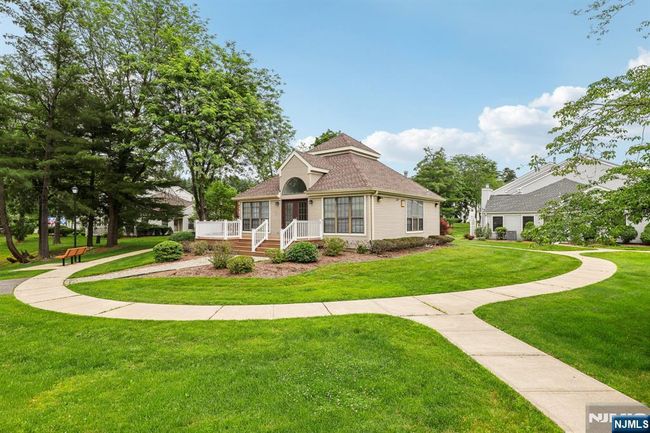 7 Eakens Ct, Condo with 2 bedrooms, 1 bathrooms and null parking in Mahwah NJ | Image 34