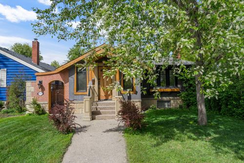 3035 4 St Sw, Calgary, AB, T2S1X9 | Card Image