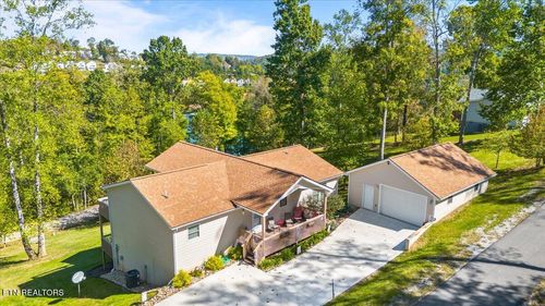 134 Doe Xing, La Follette, TN, 37766-6661 | Card Image