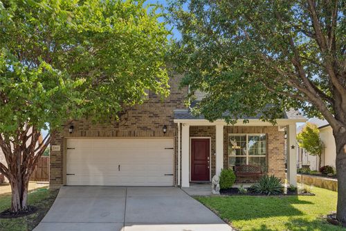3937 Weatherstone Dr, Fort Worth, TX, 76137-7068 | Card Image