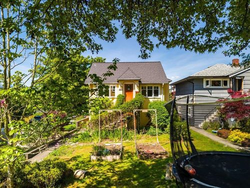 2607 E 5th Ave, Vancouver, BC, V5M1N1 | Card Image