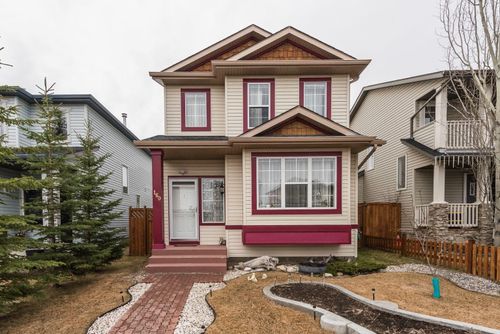 160 Eversyde Circle Sw, Home with 3 bedrooms, 2 bathrooms and 4 parking in Calgary AB | Card Image