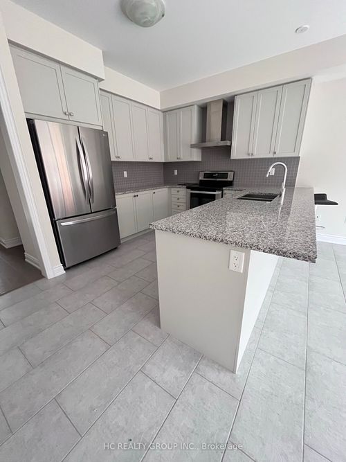 24 Cafaro Lane, Markham, ON, L6C0Z2 | Card Image