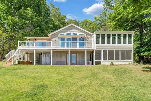 216 Pine Knob Cir, Moneta, VA, 24121-2609 | Card Image