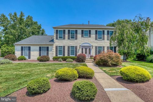 732 Paxson Ln, LANGHORNE, PA, 19047-1940 | Card Image