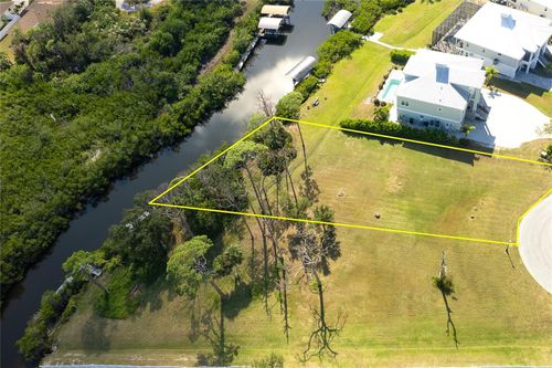 8089 Weyers Ct, ENGLEWOOD, FL, 34224-5139 | Card Image