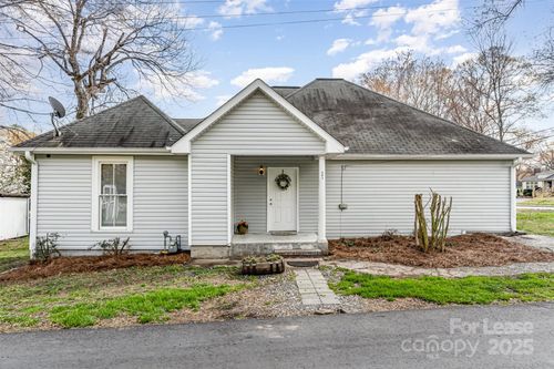 201 Tuckaseege Rd, Mount Holly, NC, 28120-1949 | Card Image