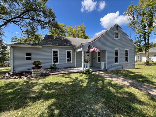 1425 Norton St, Trenton, MO, 64683-1670 | Card Image