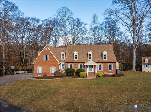 7493 Hidden Lake Cir, Mechanicsville, VA, 23111-6291 | Card Image