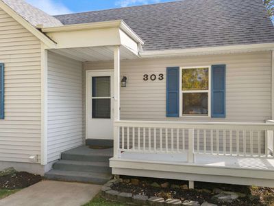 303 W Main Street, House other with 4 bedrooms, 2 bathrooms and null parking in SPENCER WI | Image 3