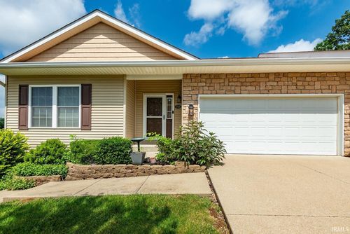 1558 W Petal Ct, Bloomington, IN, 47403-3290 | Card Image