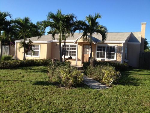 407 W Palm St, Lantana, FL, 33462-2815 | Card Image