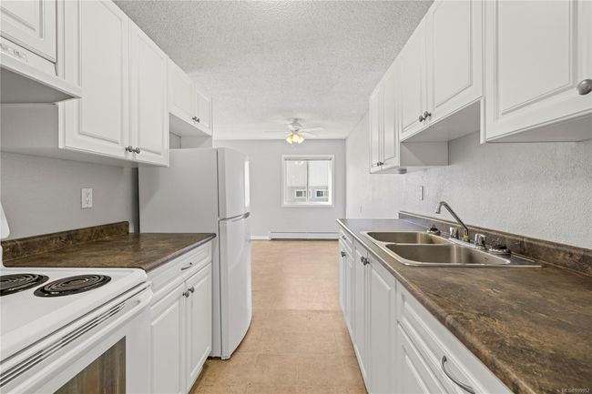 202 - 218 Bayview Ave, Condo with 2 bedrooms, 1 bathrooms and null parking in Ladysmith BC | Image 13